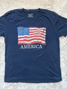 Home of the Brave Navy American Flag "AMERICA" Graphic Tee | Size L